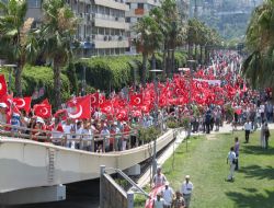 Türk Milleti tek yürek